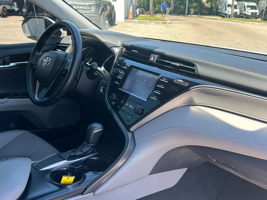 Used 2019 Toyota Camry SE w/ Convenience Package image 26