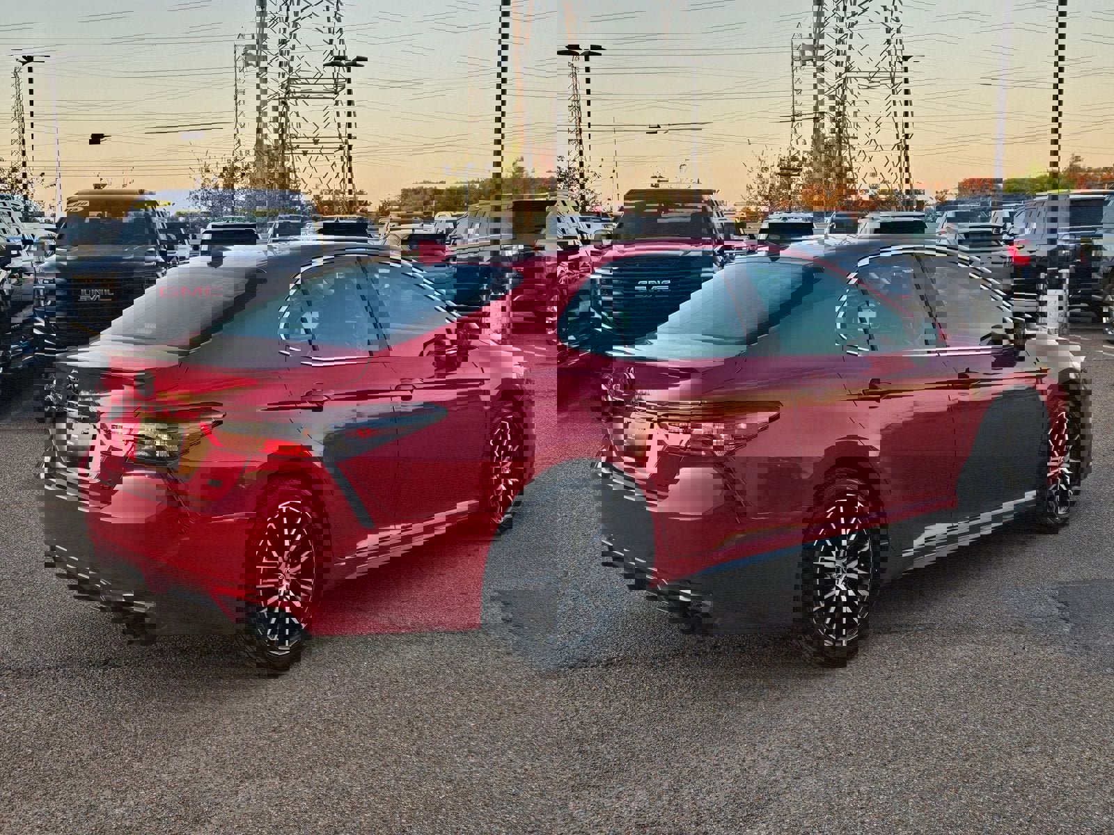 Used 2024 Toyota Camry SE image 6