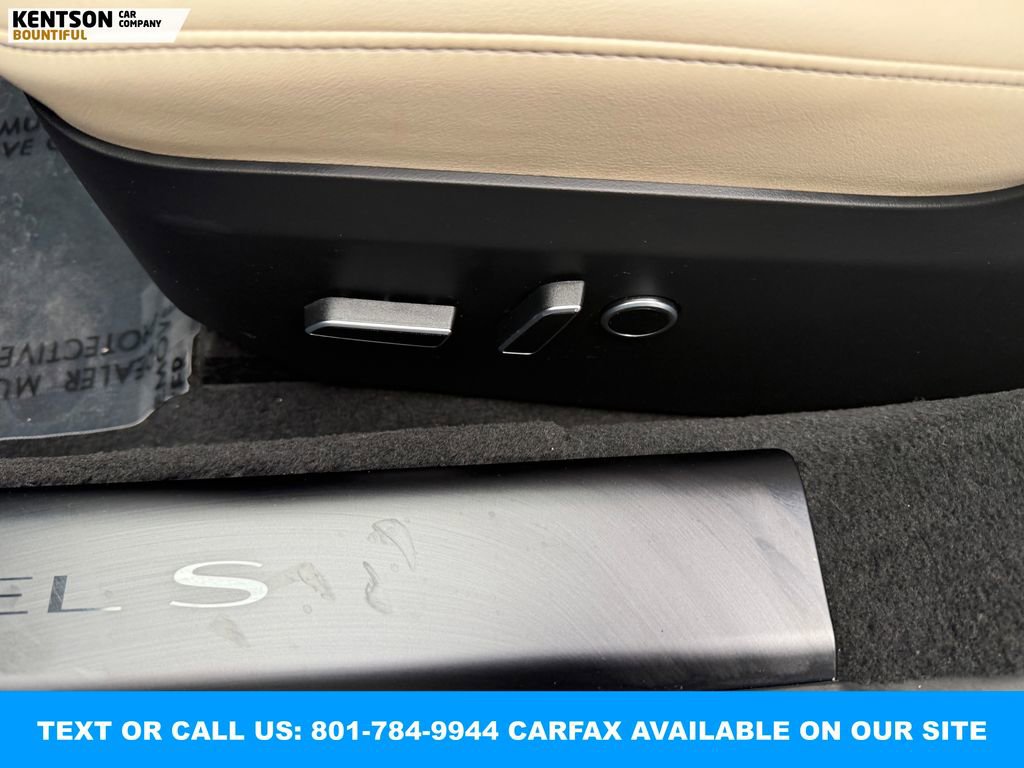 Used 2021 Tesla Model S Plaid image 31