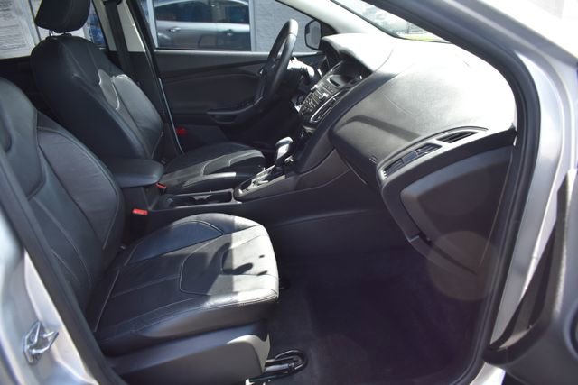 Used 2016 Ford Focus SE w/ Equipment Group 201A image 36