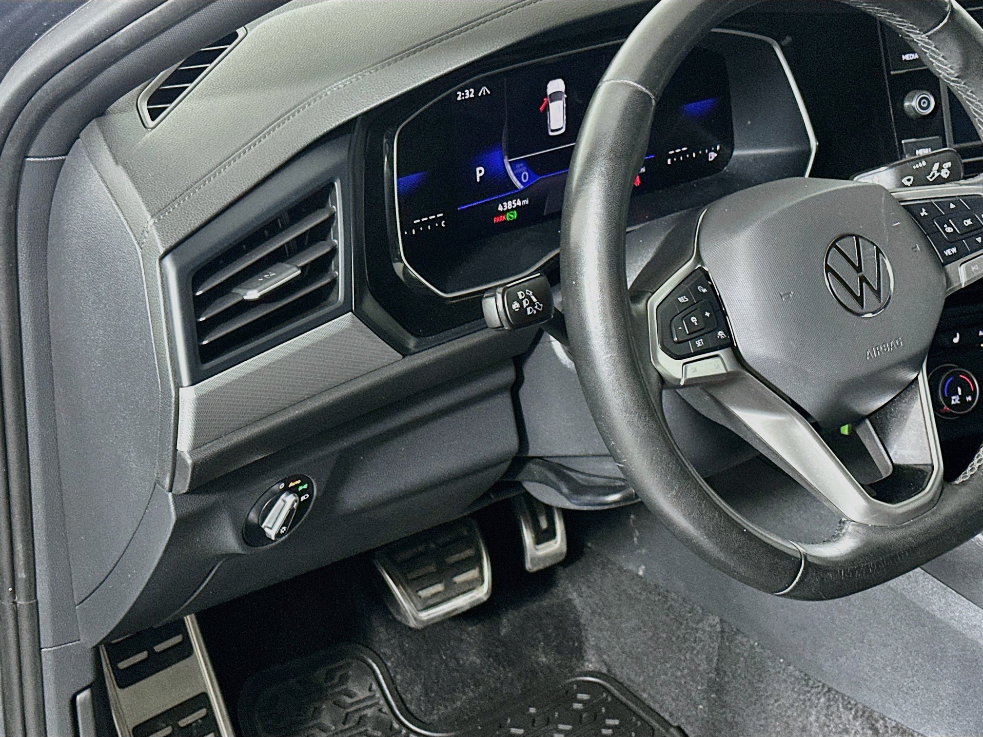 Used 2024 Volkswagen Jetta Sport FWD image 17