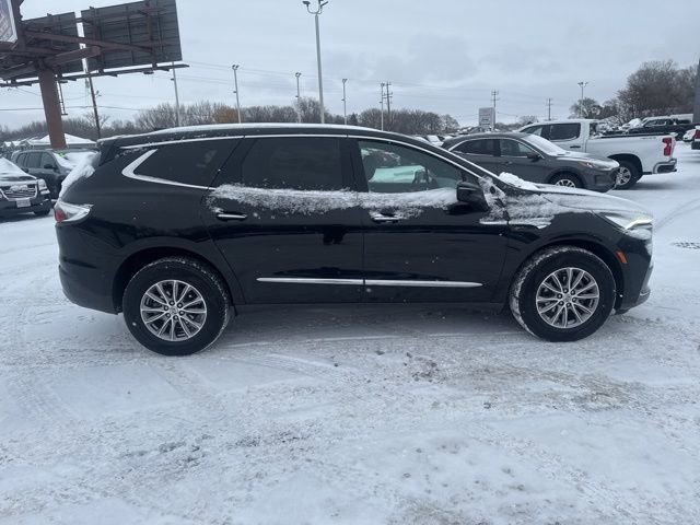 Used 2023 Buick Enclave Essence image 12