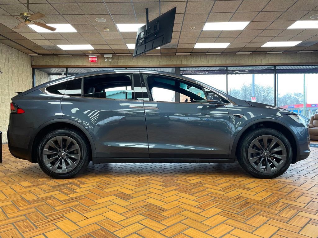 Used 2017 Tesla Model X 100D image 7