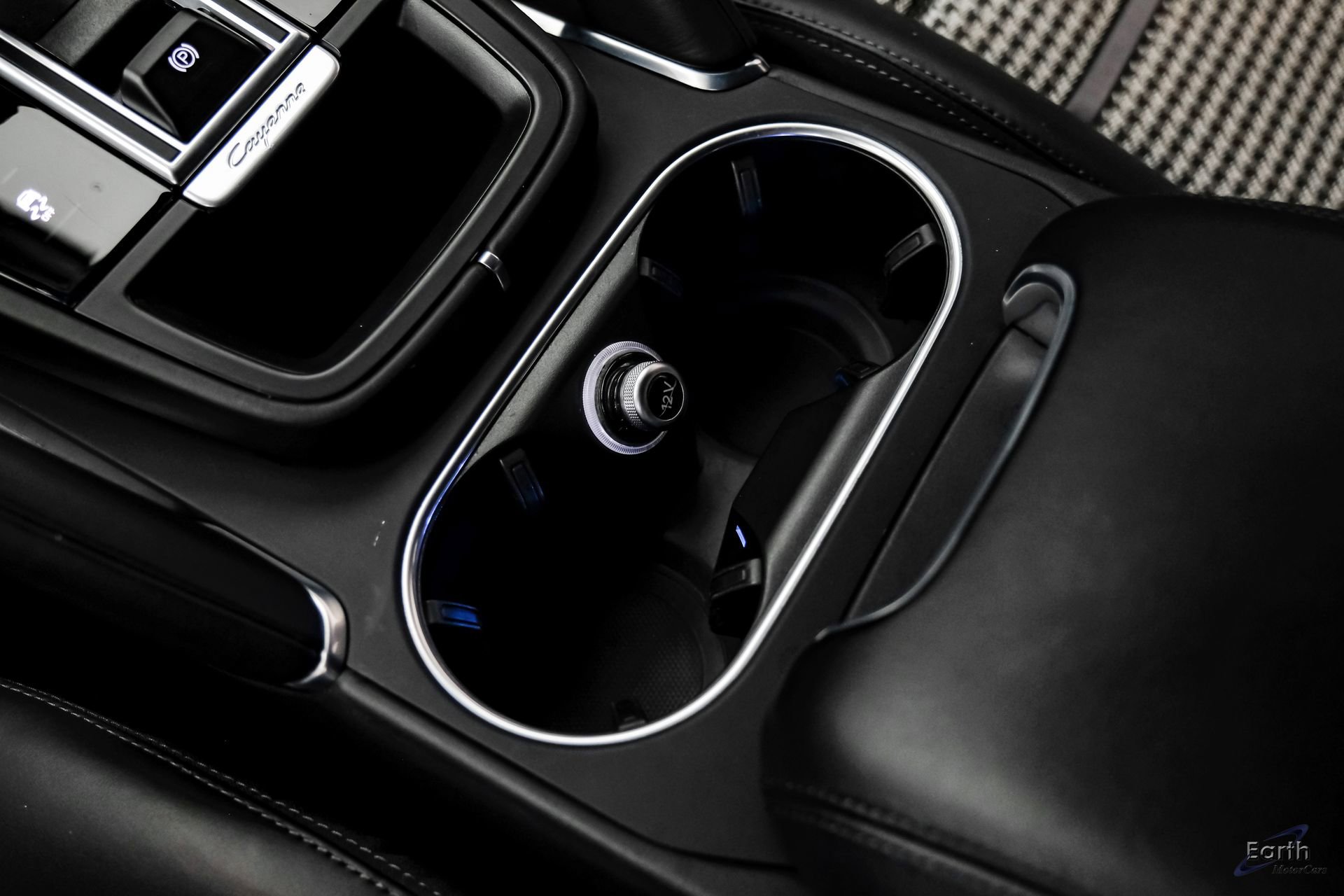 Used 2022 Porsche Cayenne Turbo image 65