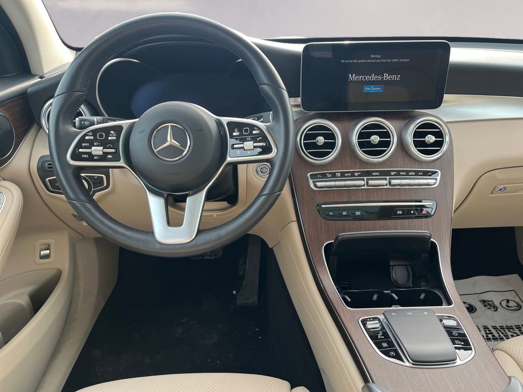 Certified 2022 Mercedes-Benz GLC 300 4MATIC w/ Driver Assistance Package image 9