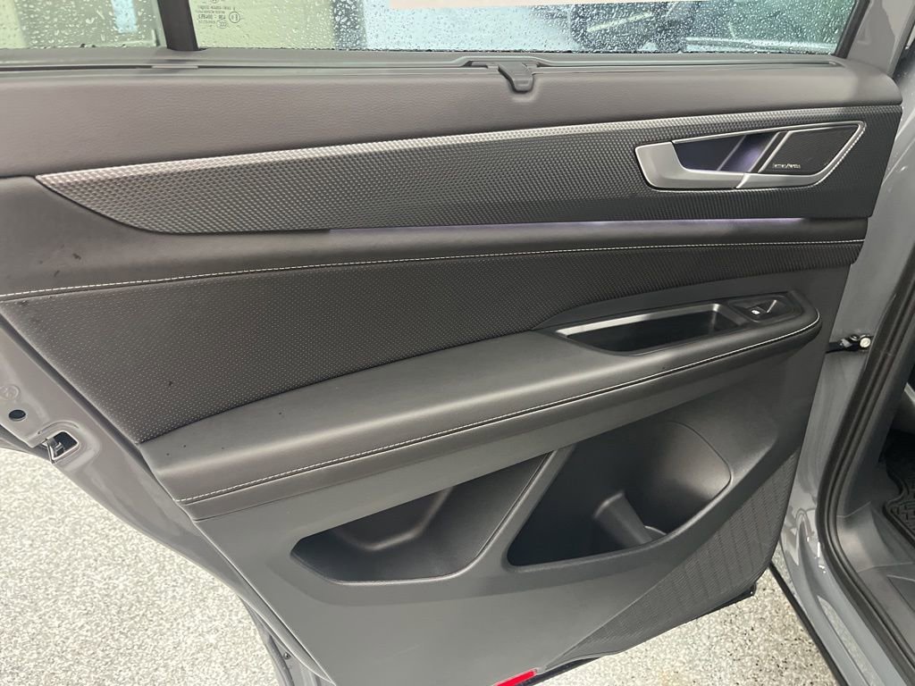 New 2026 Volkswagen Atlas Cross Sport SEL Premium R-Line image 29