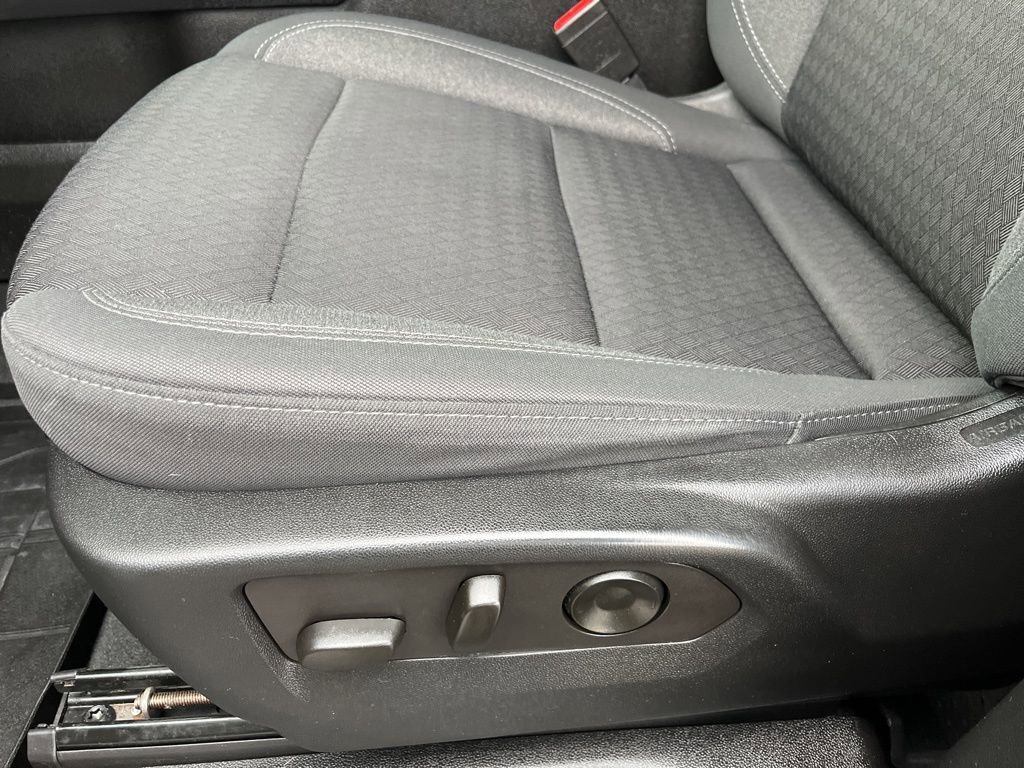 Used 2021 GMC Yukon XL SLE image 29