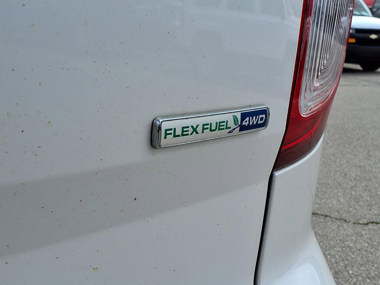 Used 2013 Ford Explorer XLT AWD/4WD image 9
