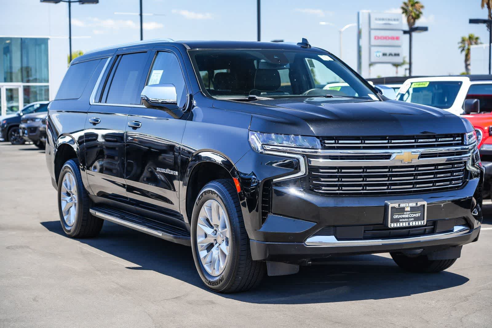 Used 2024 Chevrolet Suburban Premier AWD/4WD image 5