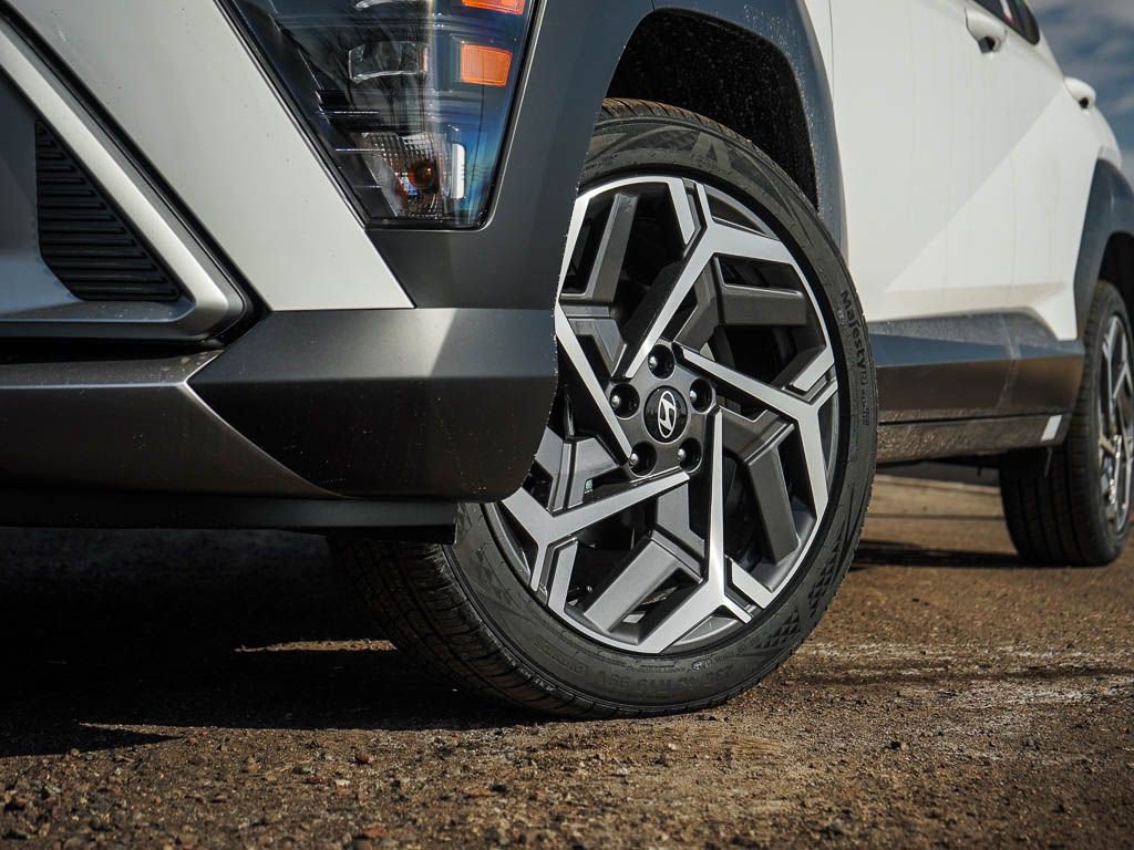 New 2026 Hyundai Kona SEL Premium AWD/4WD image 6