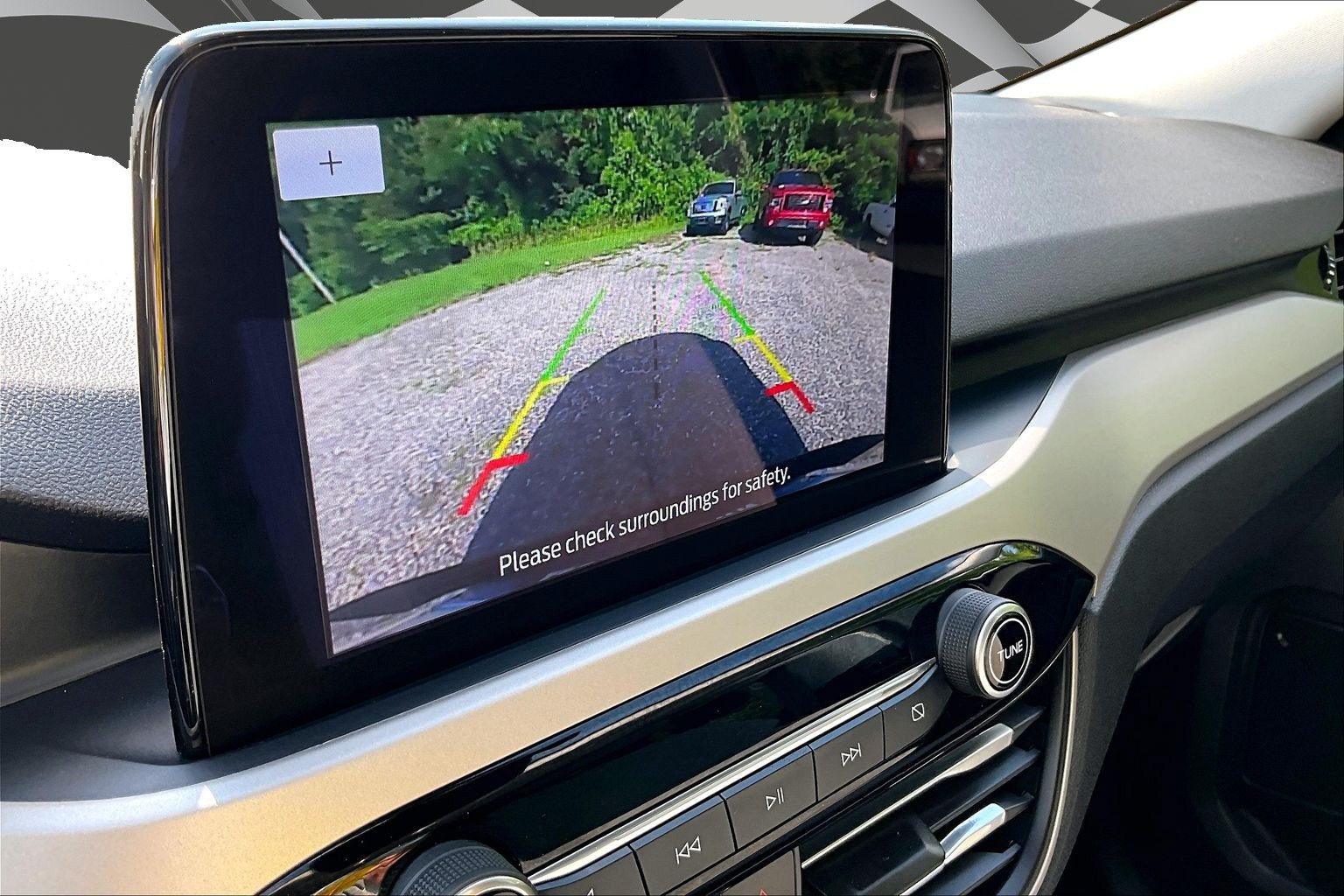 Certified 2022 Ford Escape SE w/ SE Sport Appearance Package AWD/4WD image 23