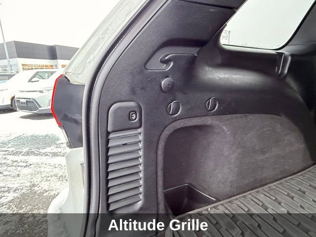 Used 2021 Jeep Grand Cherokee Laredo X image 42