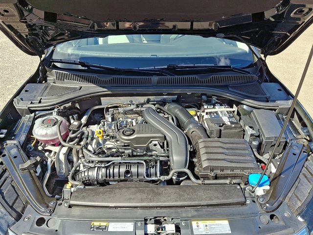 Certified 2023 Volkswagen Jetta SE image 29