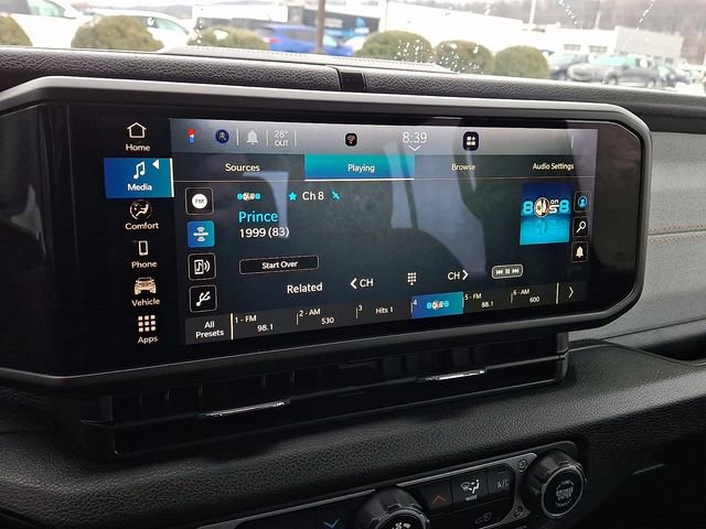 Used 2024 Jeep Gladiator Sport image 16