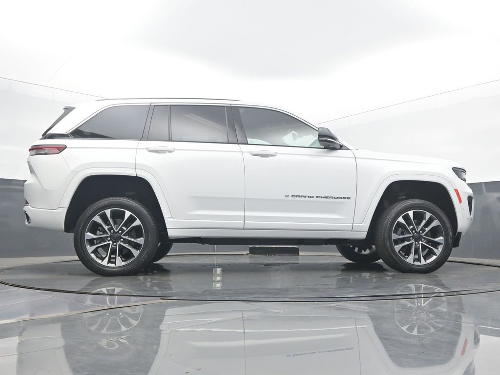 Used 2022 Jeep Grand Cherokee Overland image 57