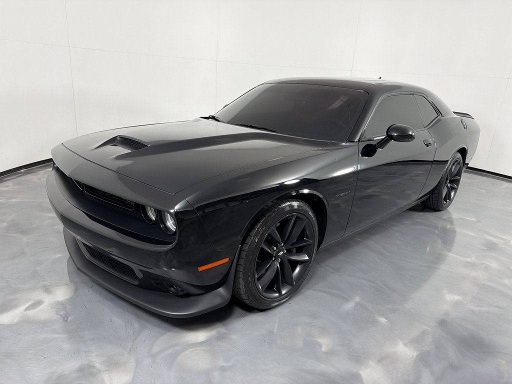 Used 2021 Dodge Challenger R/T w/ Performance Handling Group RWD image 9