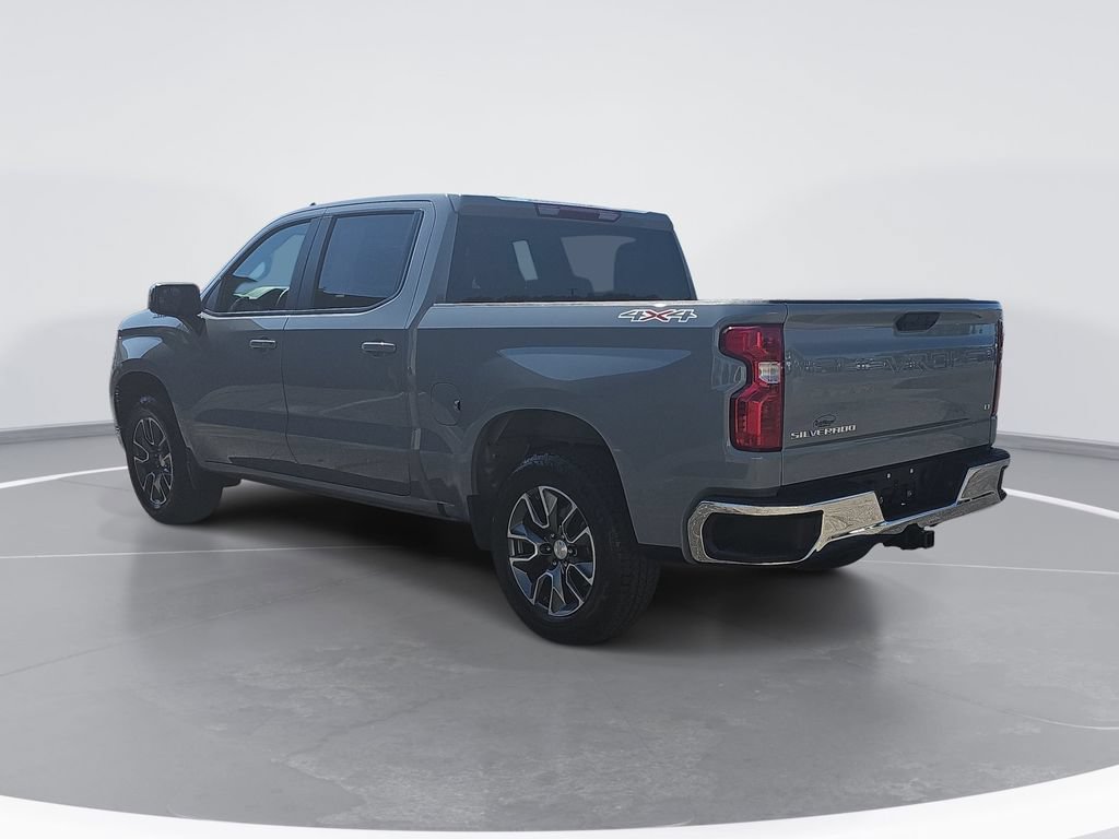 Used 2024 Chevrolet Silverado 1500 LT AWD/4WD image 6