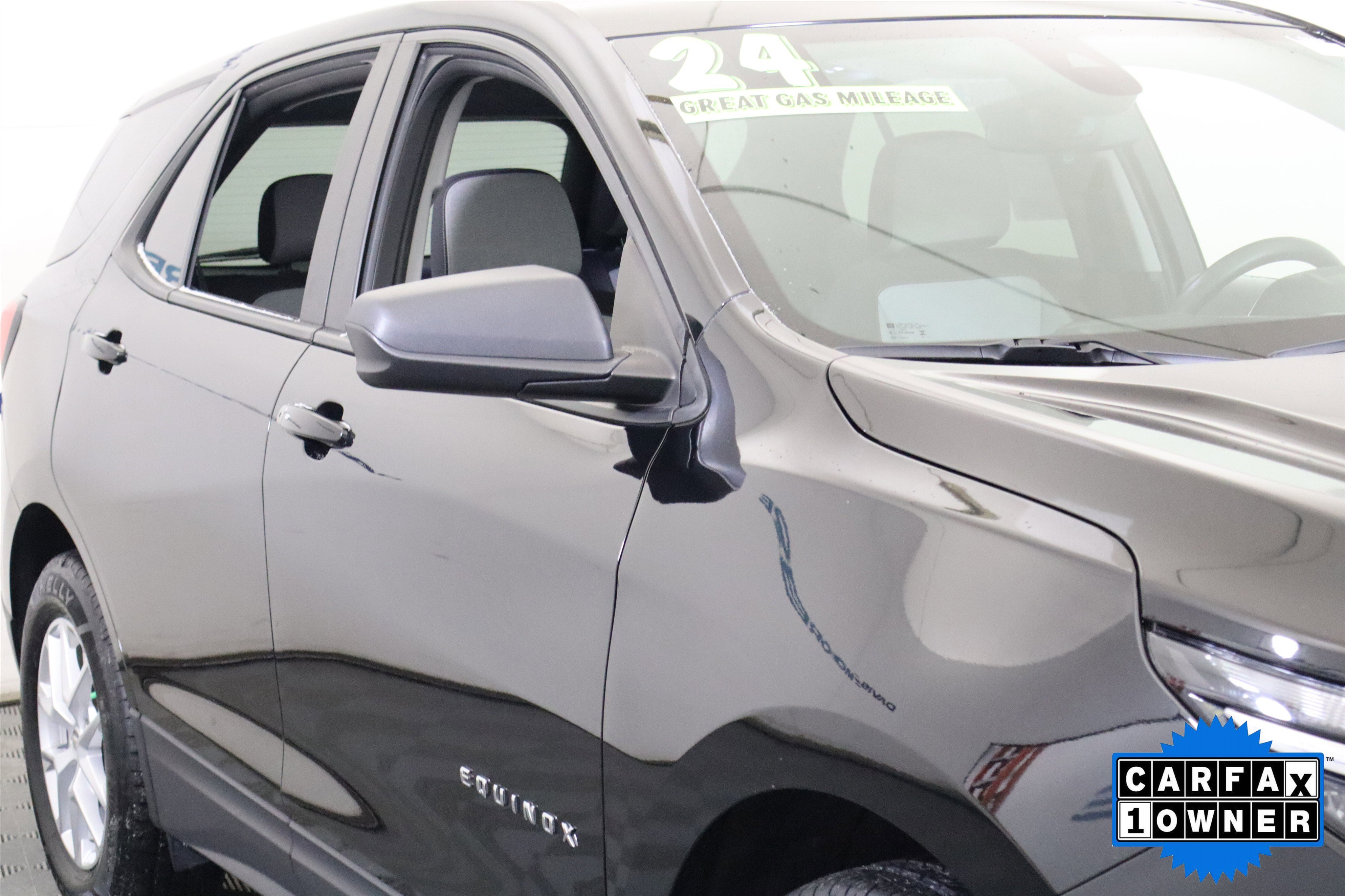 Used 2024 Chevrolet Equinox LS image 3