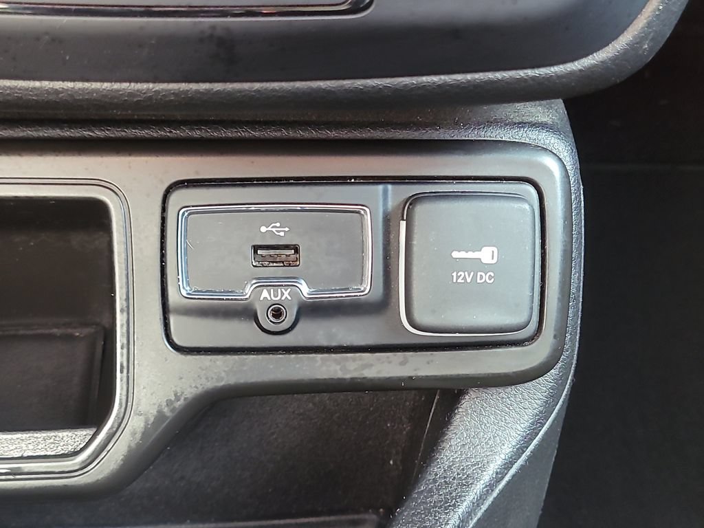 Certified 2020 Jeep Renegade Sport w/ Sport Appearance Group FWD image 25