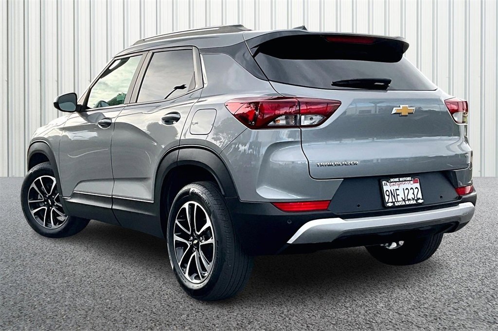 Used 2024 Chevrolet TrailBlazer LT w/ Driver Confidence Package image 21