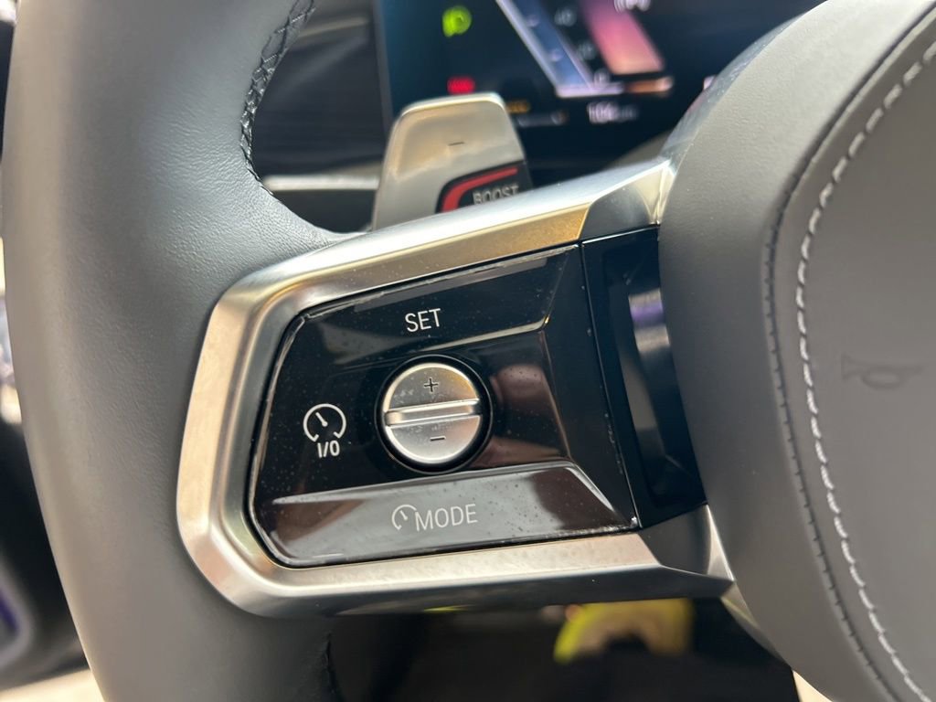 Used 2025 BMW 740i xDrive image 48