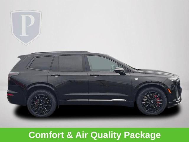 Certified 2022 Cadillac XT6 Sport w/ Platinum Package AWD/4WD image 4