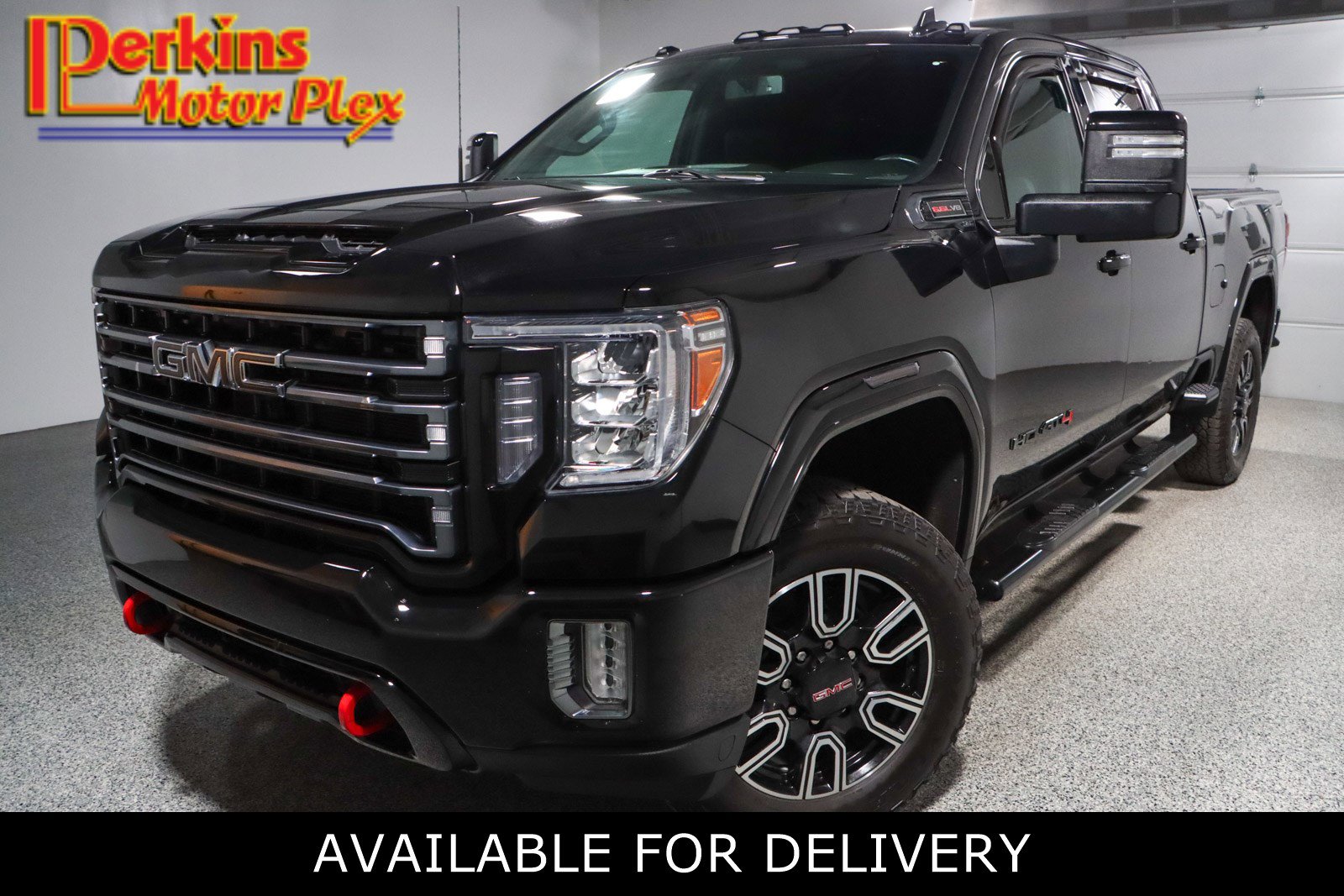 Used 2022 GMC Sierra 2500 AT4 w/ Snow Plow Prep/Camper Package image 1