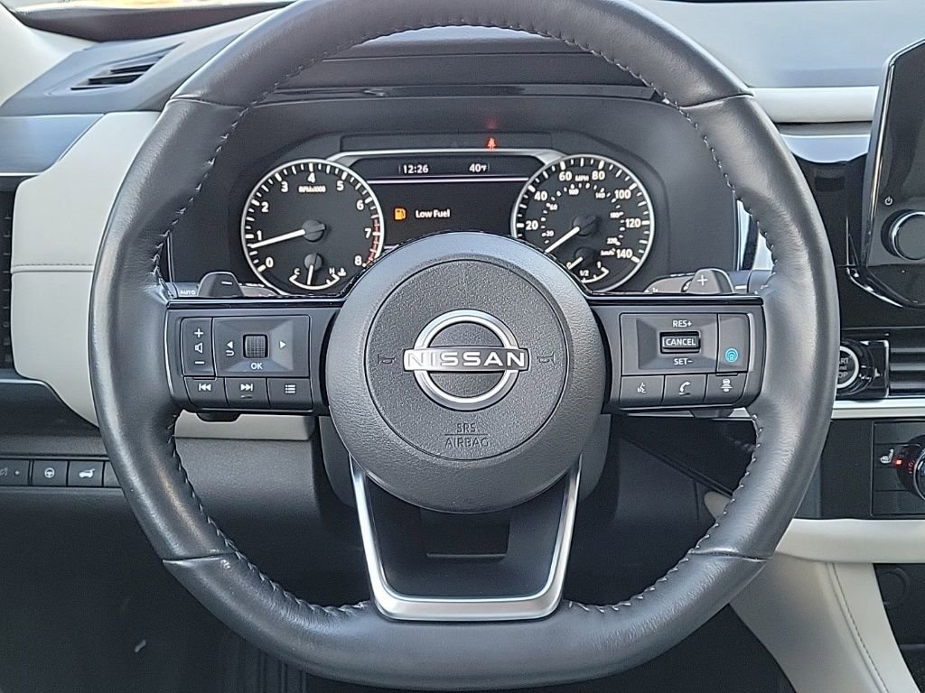 Used 2024 Nissan Pathfinder SL image 25