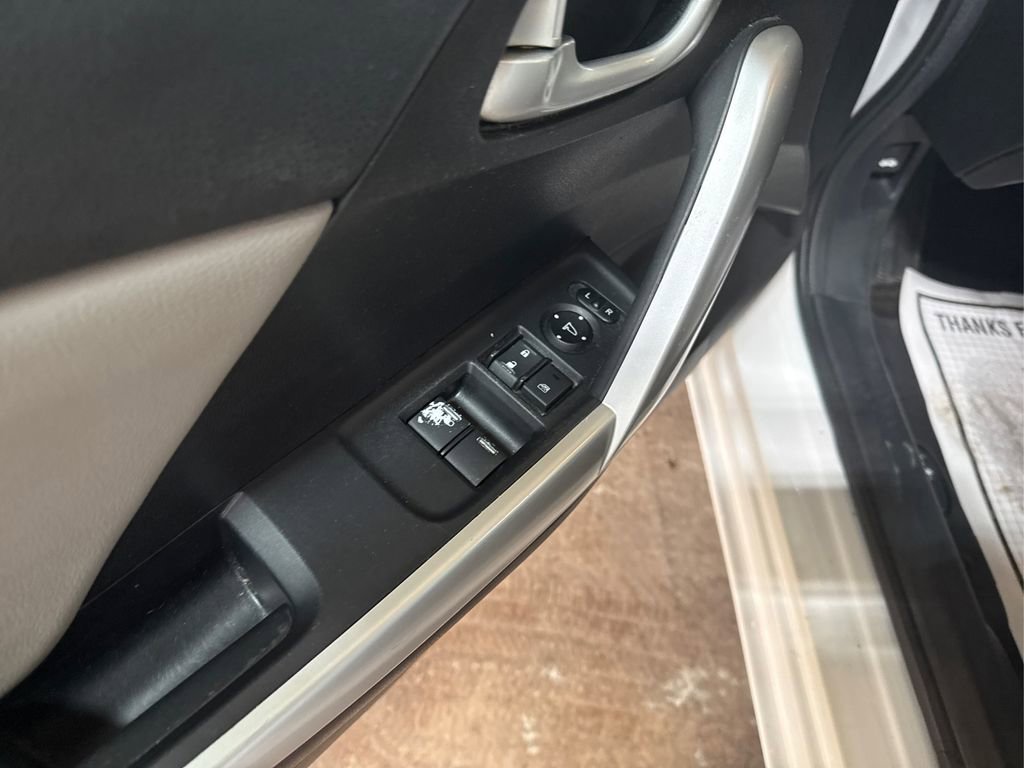Used 2015 Honda Civic EX-L image 33