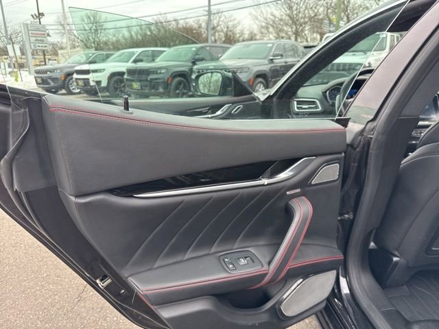 Used 2019 Maserati Ghibli S GranSport Q4 image 29