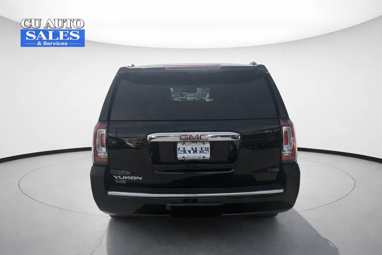 Used 2017 GMC Yukon Denali w/ Enhanced Security Package image 5