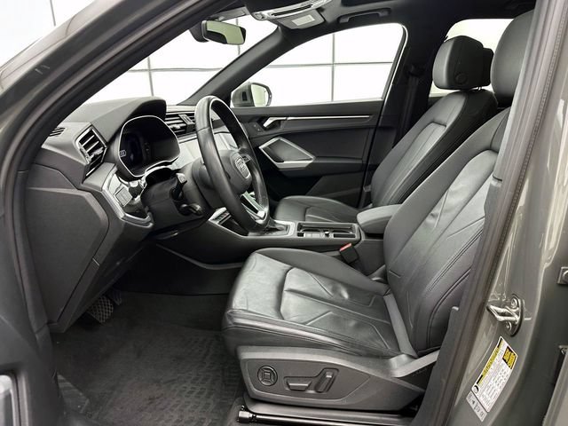 Used 2023 Audi Q3 2.0T Premium w/ Convenience Package AWD/4WD image 11