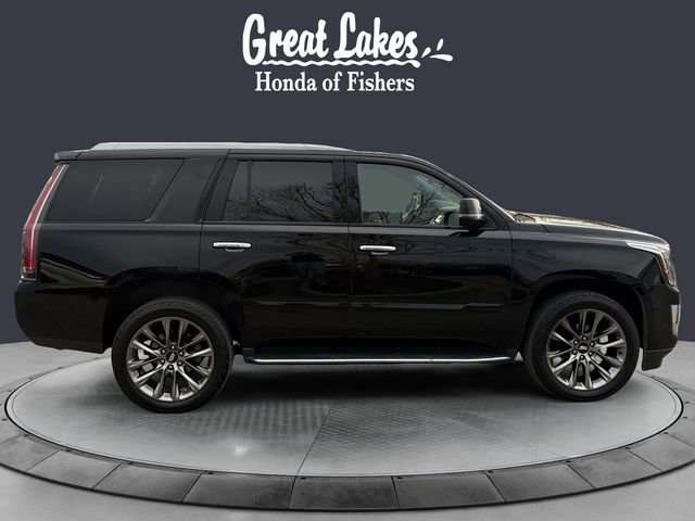 Used 2019 Cadillac Escalade Luxury w/ Escalade Sport Edition AWD/4WD image 6