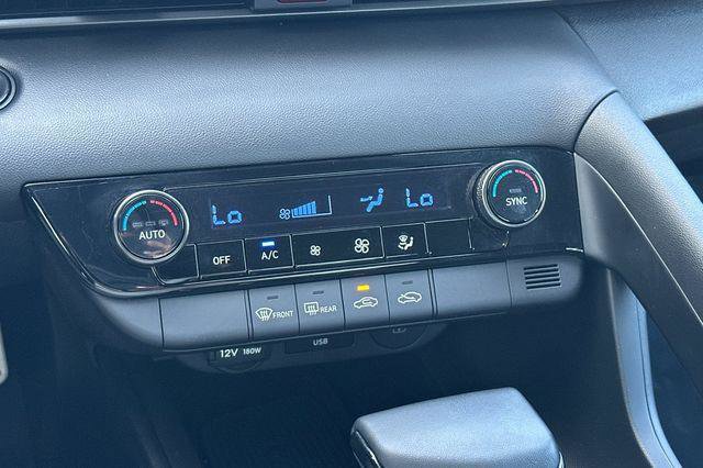 Used 2025 Hyundai Elantra Sport image 20