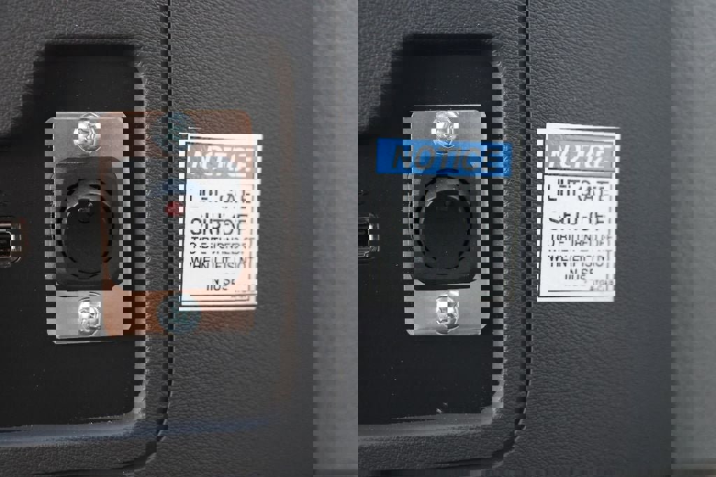 New 2025 Ford E-450 and Econoline 450 Super Duty w/ Power Equipment Group image 25