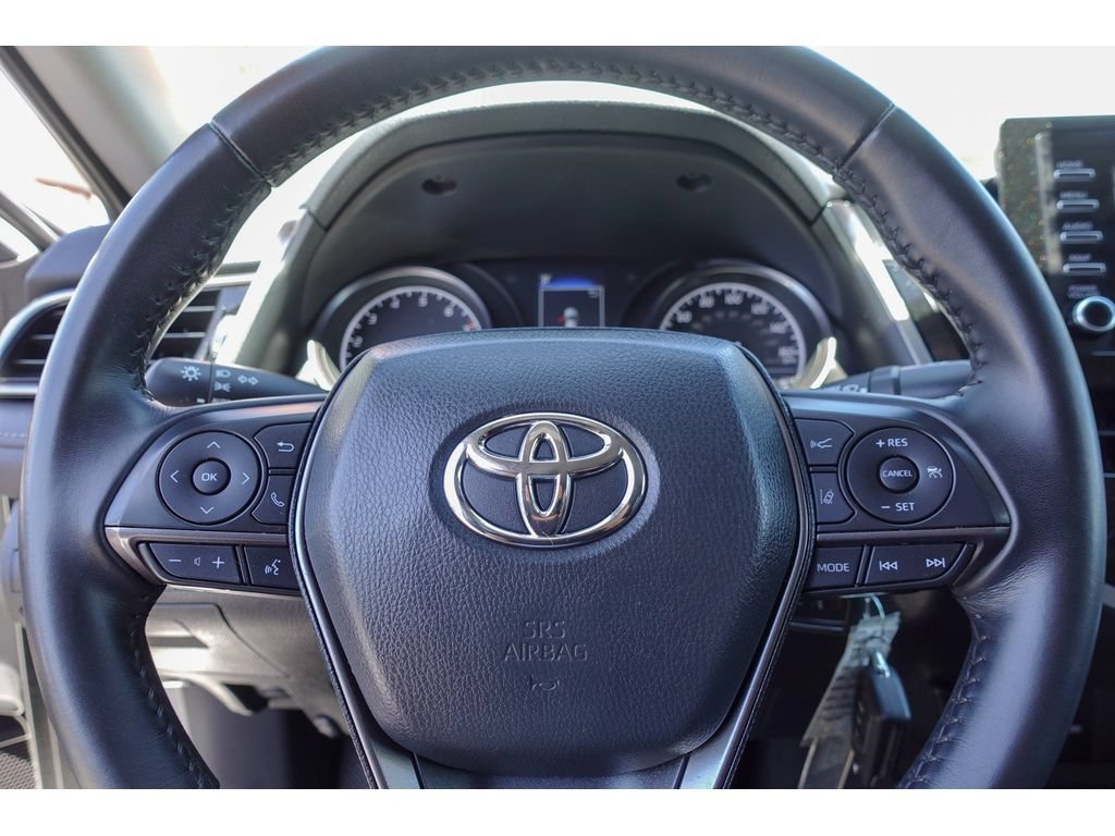 Used 2023 Toyota Camry SE FWD image 14