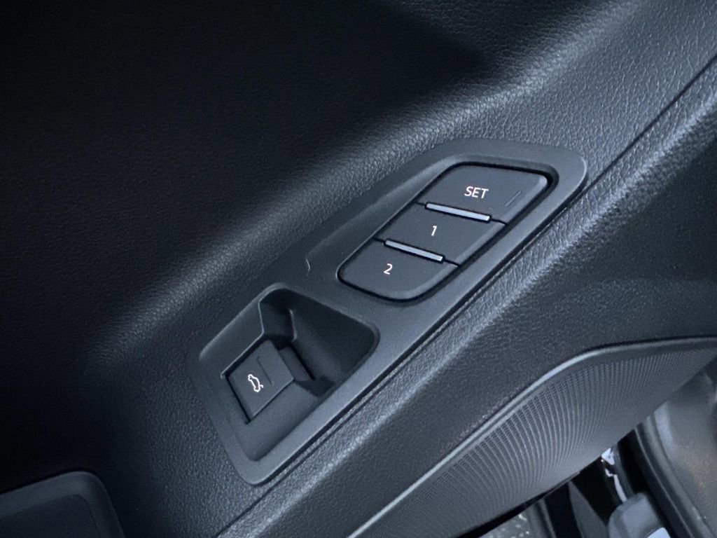 New 2025 Audi Q3 2.0T Premium Plus image 12
