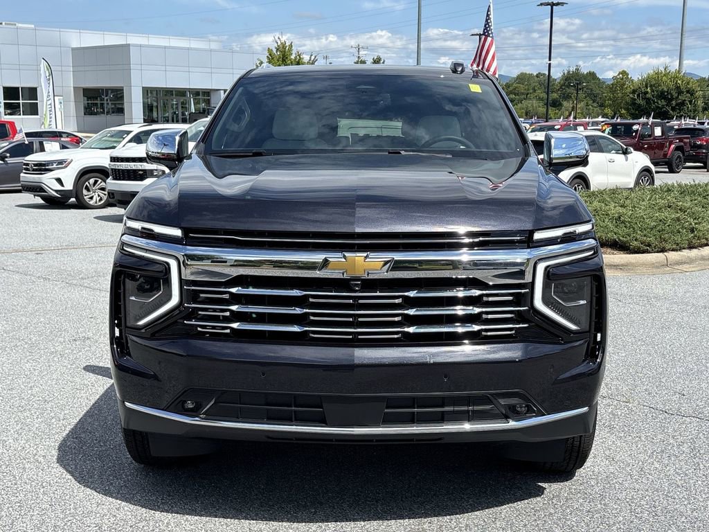 New 2025 Chevrolet Suburban Premier image 3