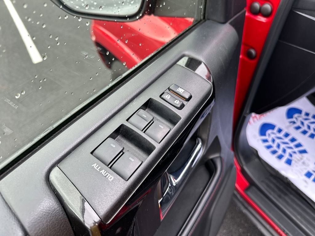 Used 2020 Toyota 4Runner TRD Off-Road image 16