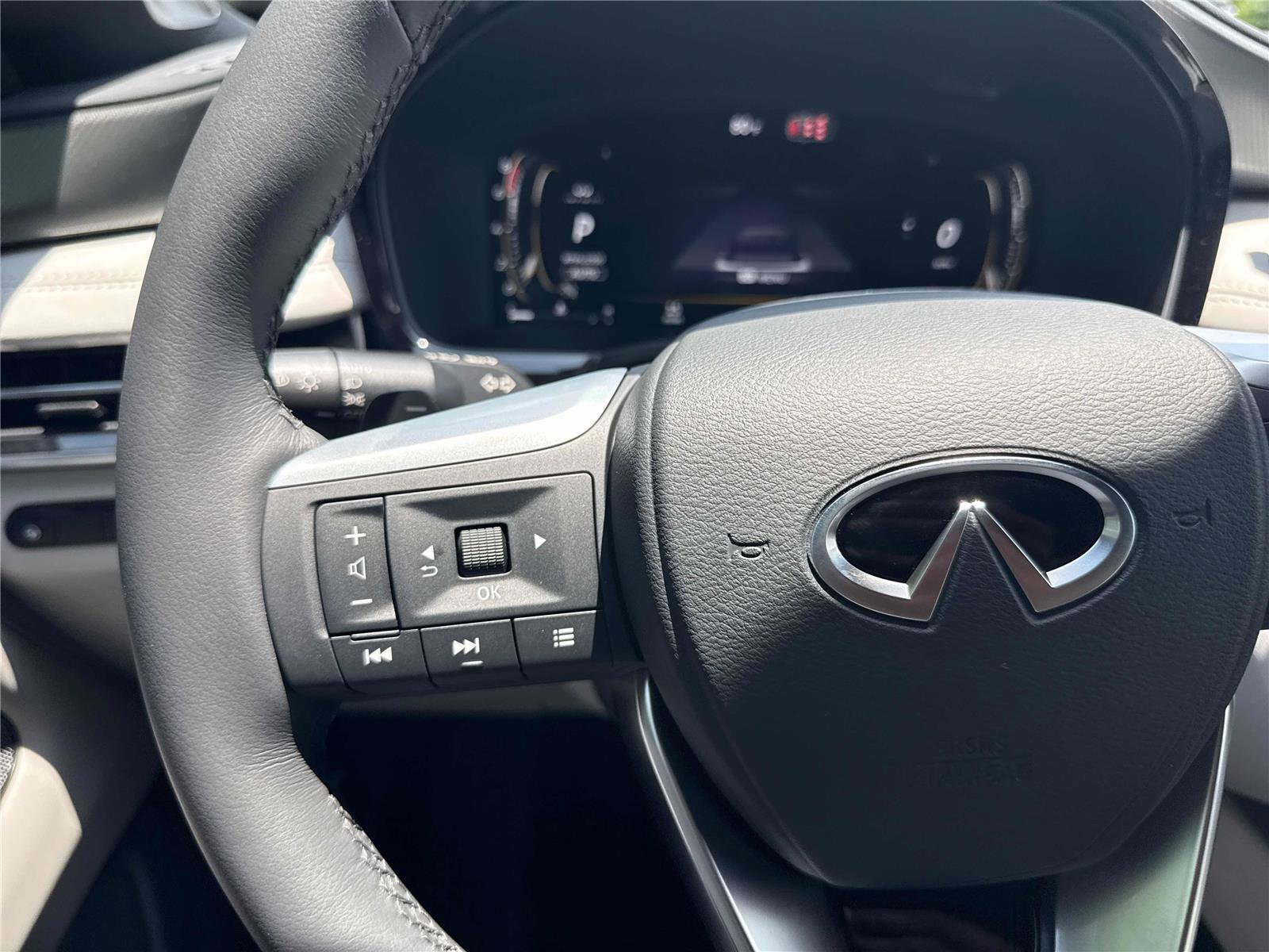 New 2027 INFINITI QX65 Luxe AWD/4WD image 18