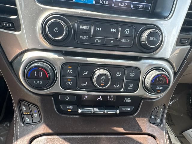 Used 2019 Chevrolet Suburban Premier AWD/4WD image 21