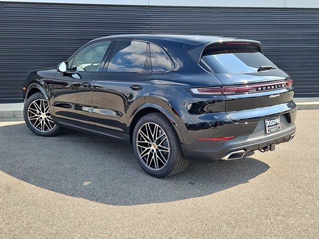 New 2026 Porsche Cayenne AWD/4WD image 8