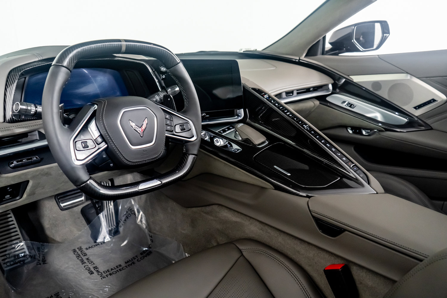 Used 2025 Chevrolet Corvette Z06 image 2