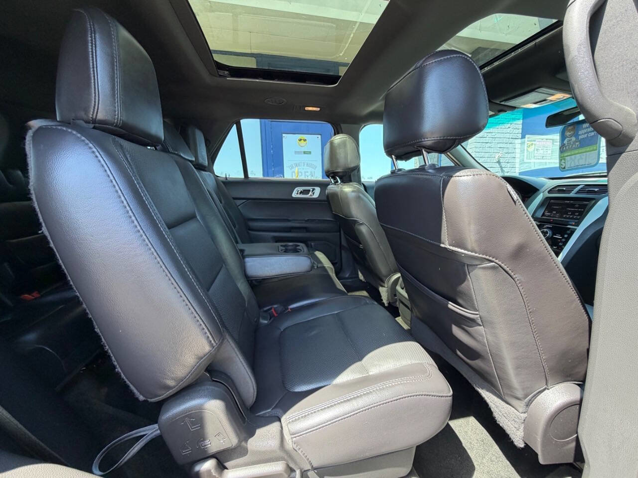 Used 2014 Ford Explorer Limited w/ Equipment Group 301A AWD/4WD image 39