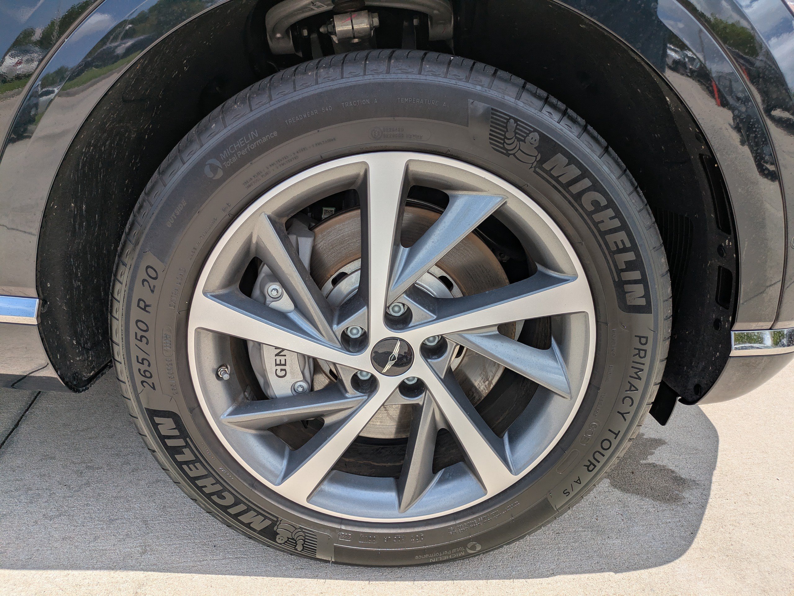 Certified 2025 Genesis GV80 2.5T Advanced AWD/4WD image 9