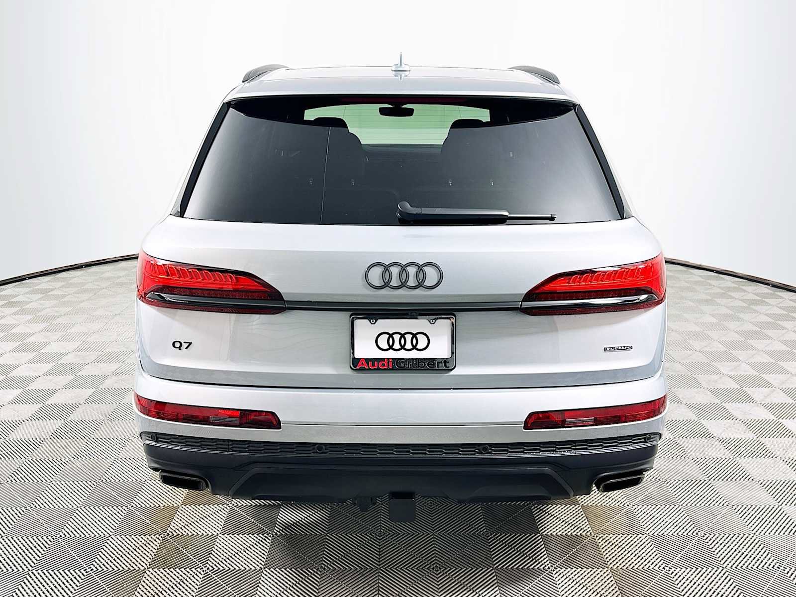 Used 2025 Audi Q7 Premium Plus w/ Premium Plus Package image 6