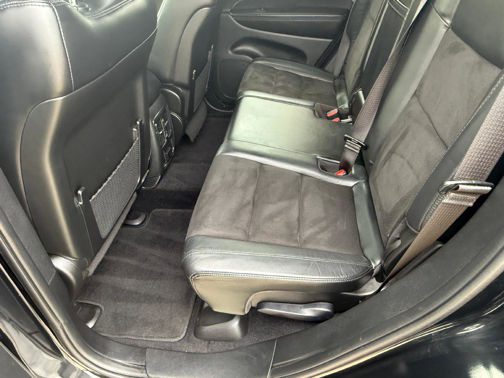 Used 2022 Jeep Grand Cherokee Laredo X image 22