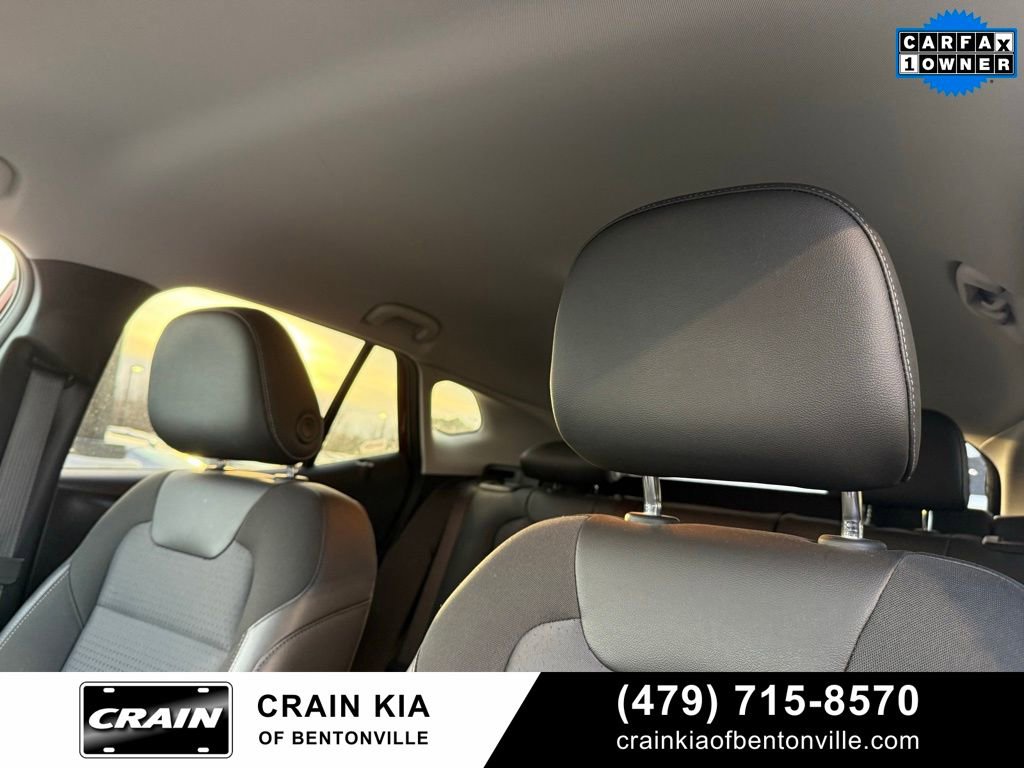 Used 2025 Chevrolet Trax LT w/ LT Convenience Package image 23