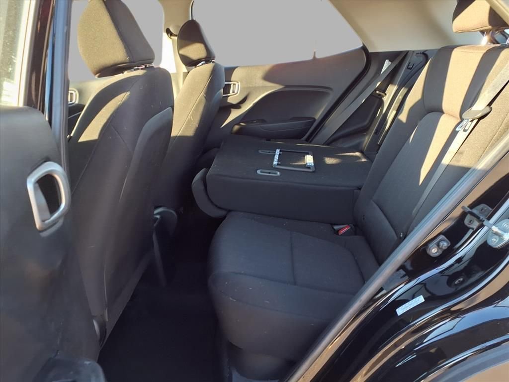 Used 2022 Hyundai Venue SE image 16