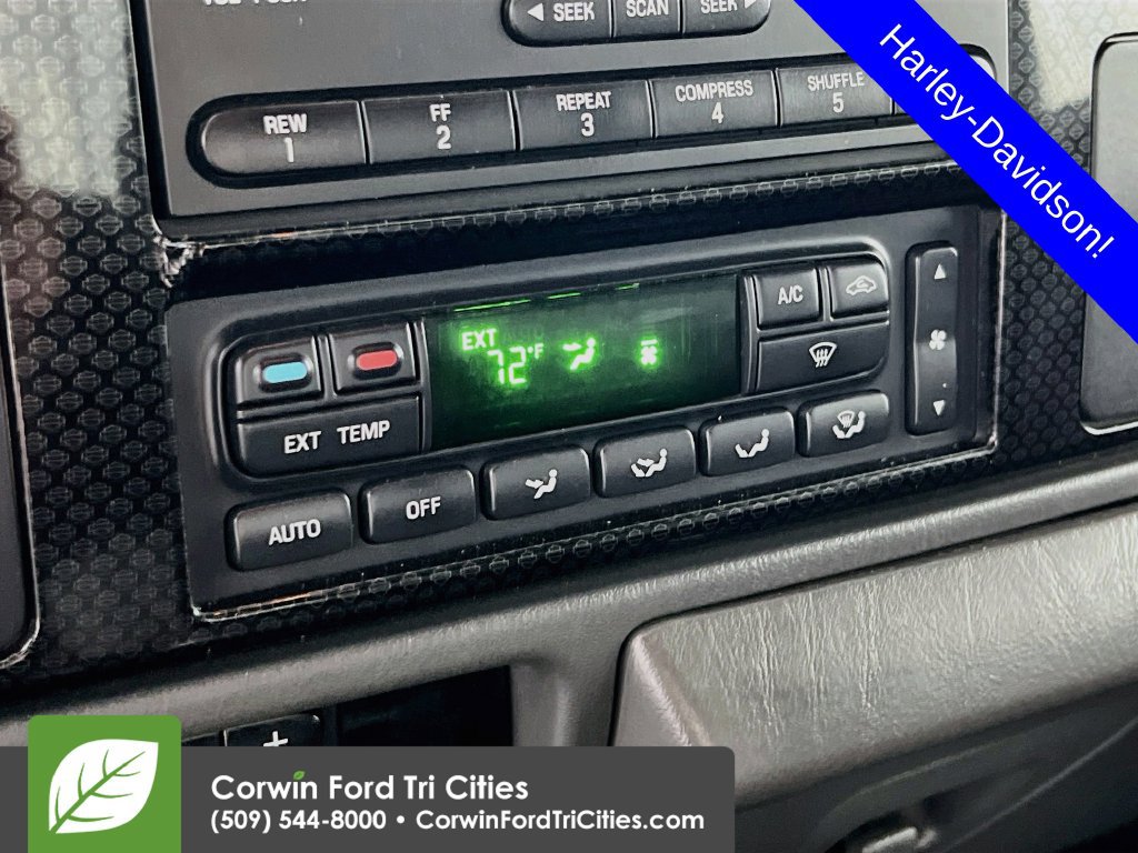 Used 2005 Ford F350 Harley-Davidson AWD/4WD image 8